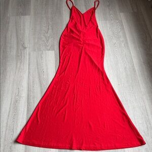 Chic Backless Red Dress